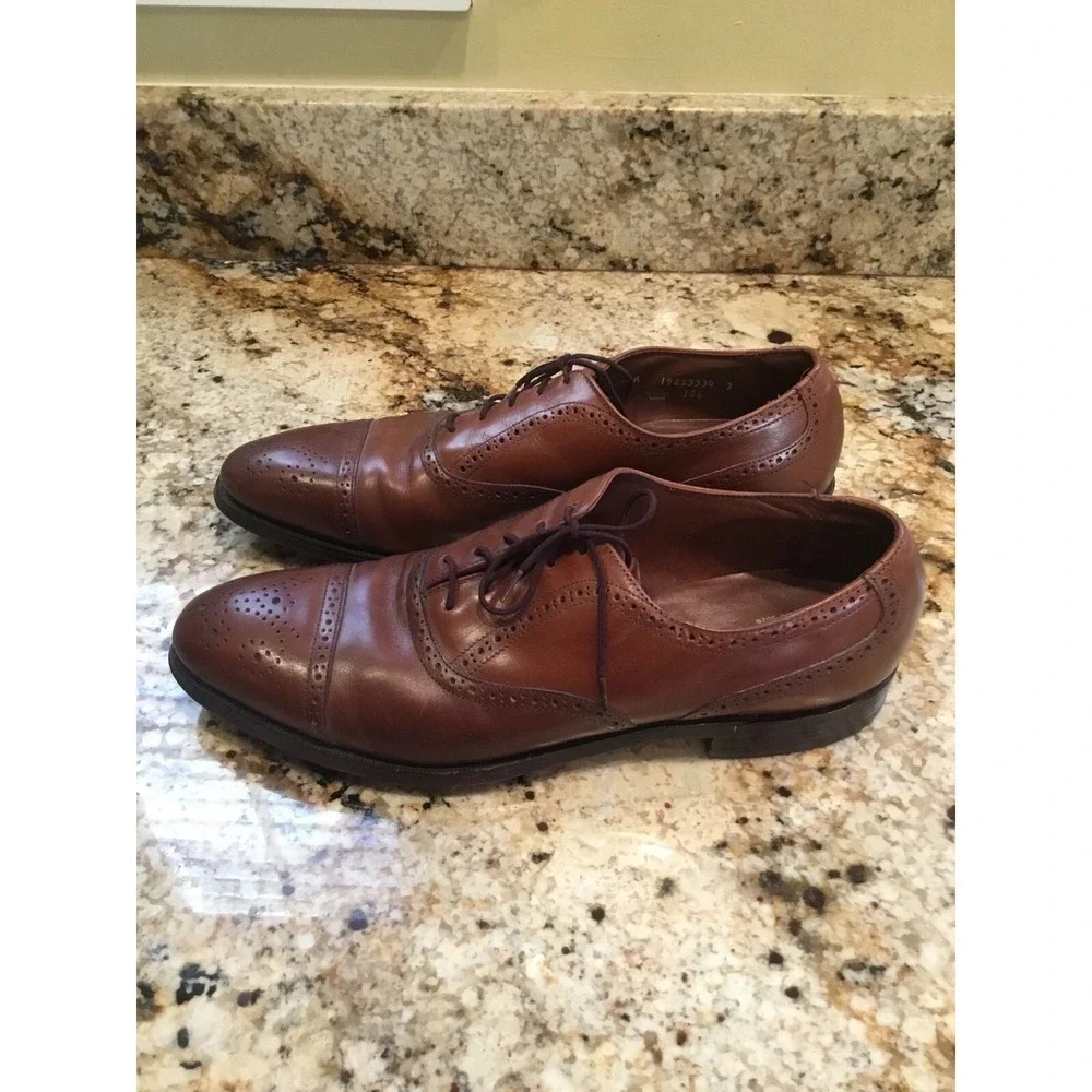 E.T. Wright Crosstown Cap Toe Oxfords Size 11.5 A Brown Leather